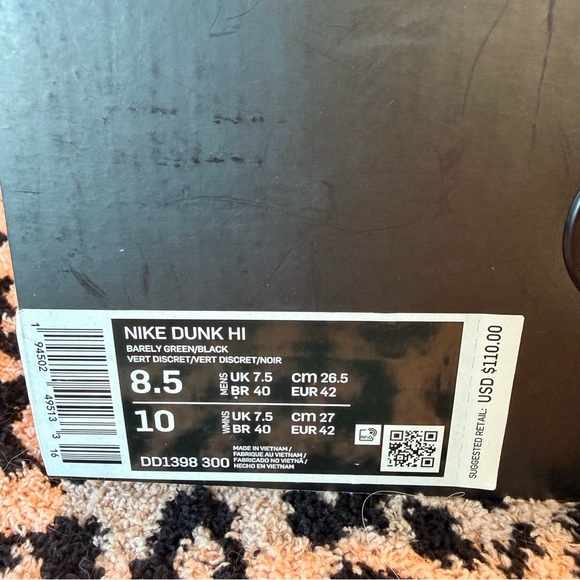 Nike Dunk Hi - Barely Green/Black - Picture 8 of 8